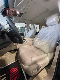 تۆیۆتا لاند کروزەر